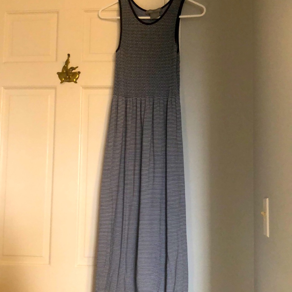 Womens navy and white dress